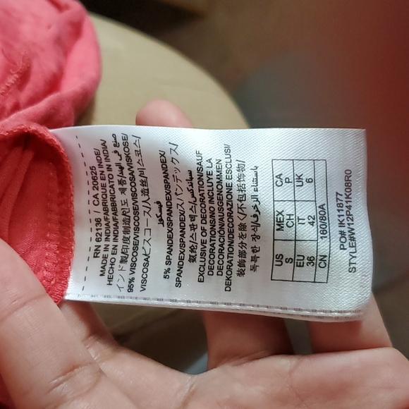 Guess Backless Top/ Summer Top - Picture 10 of 11